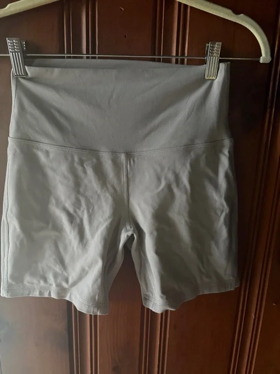 lululemon athletica High-Rise Performance Shorts in Light Gray - Picture 1 of 6